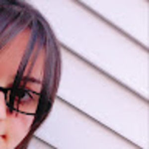 Meet your Posher, Elissa